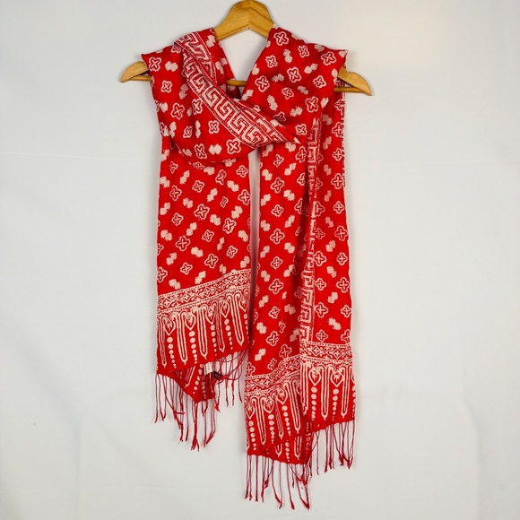 100% Silk Scarf Rolled hem Batik Keris 21 X 86 Fringe Bohemian Boho Elegant Chic - Picture 1 of 11